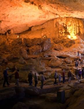 Esplorazione di grotte